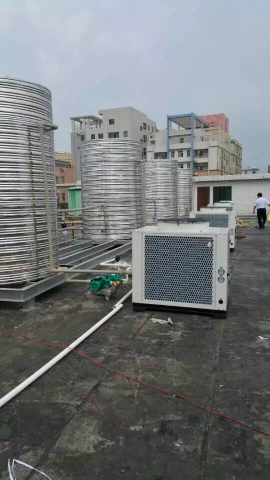 步步高電子100噸熱水工程